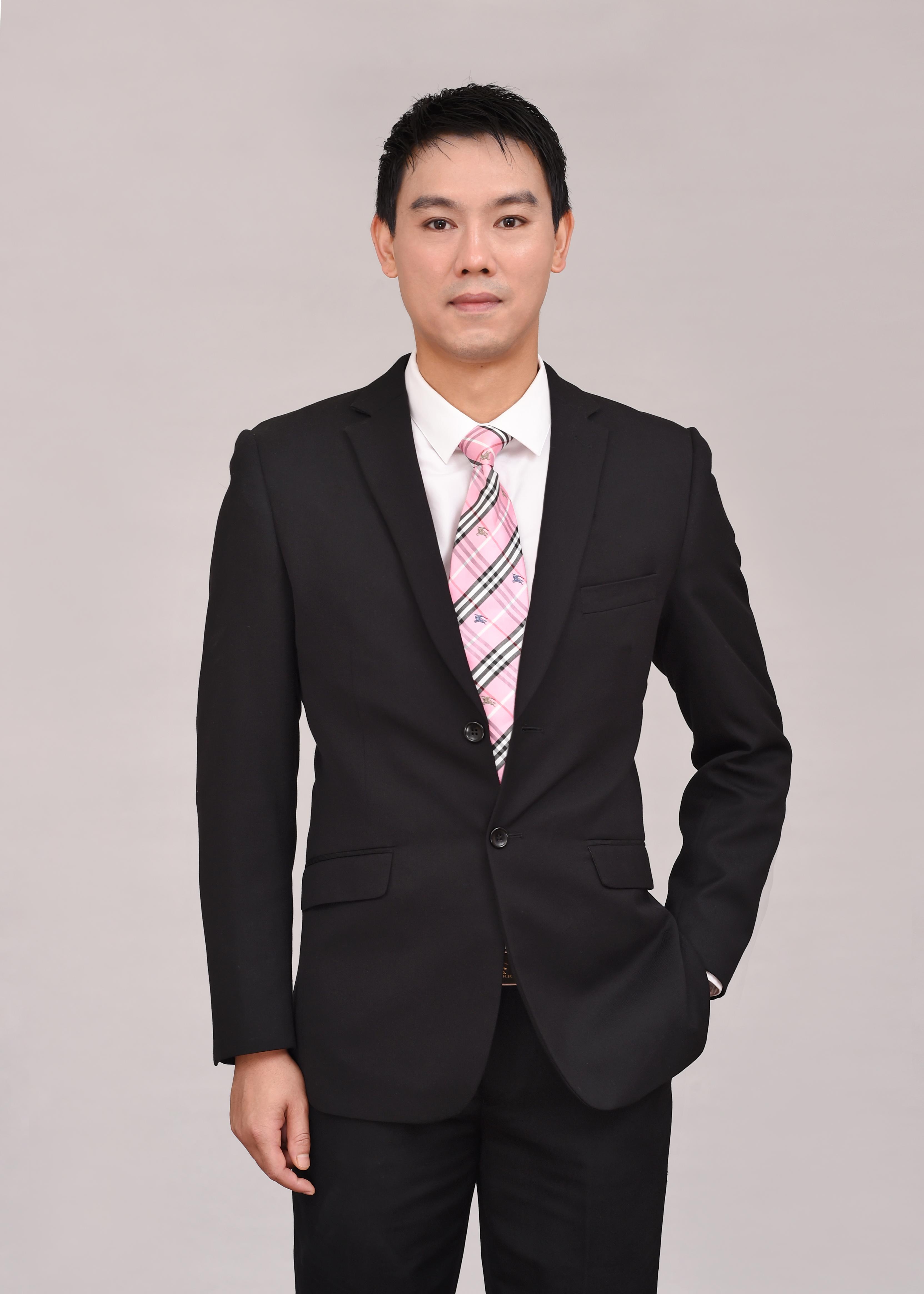 邓家伟 内容策划总监